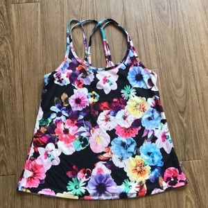 Cute Old Navy Active Workout Top